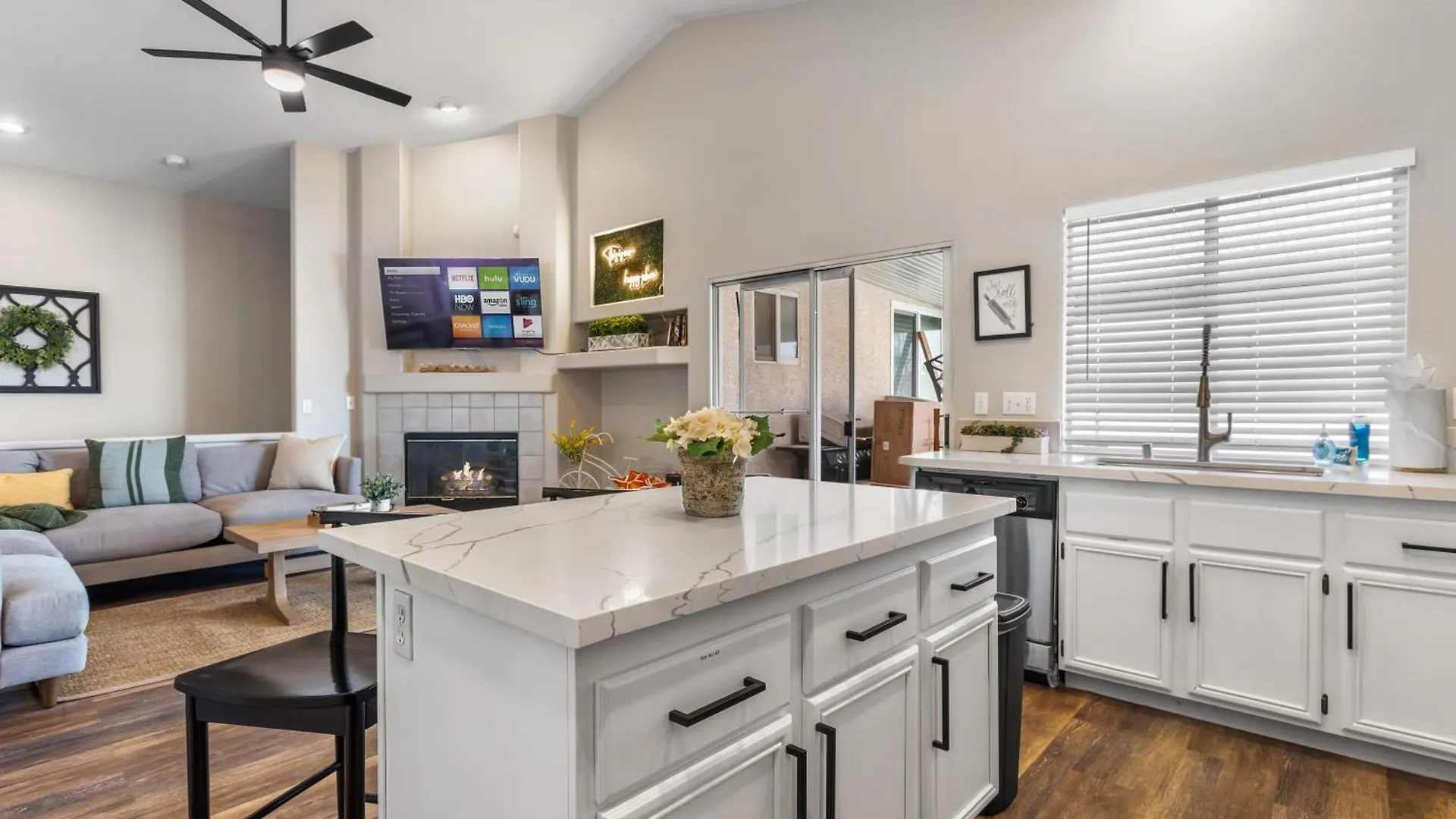 Cozy 5Br With Games And Pool For All Las Vegas 0*,  États-Unis